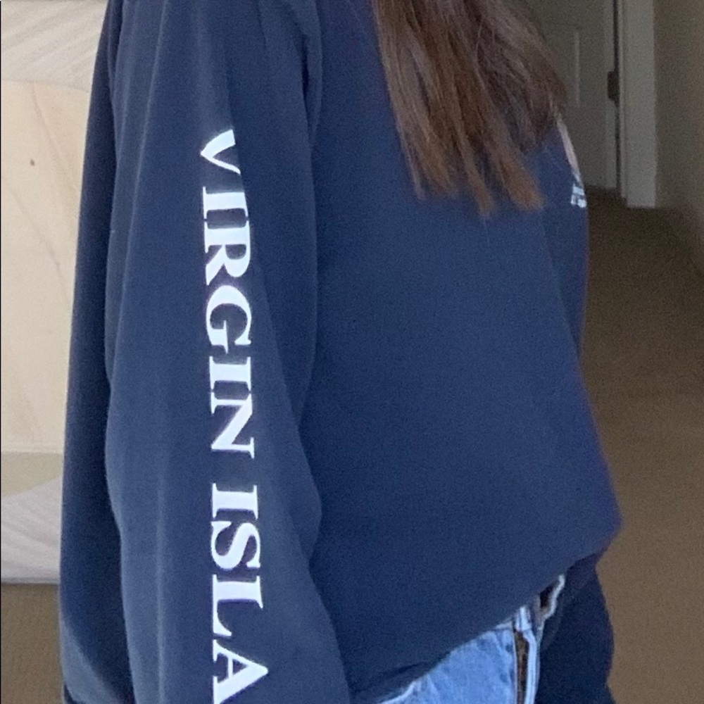 Brandy Melville Virgin Island Long sleeves - Picture 2 of 3